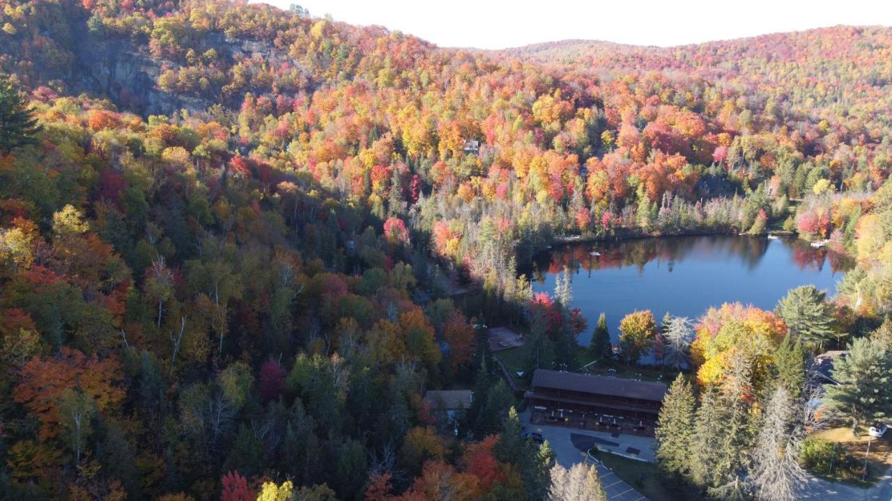 Hotel Du Lac Lenore Sainte-Adèle Exterior foto